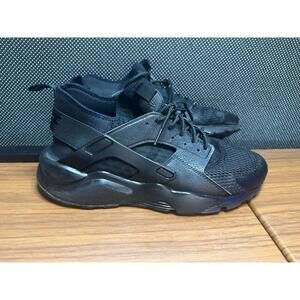 Nike Huarache Triple Black SIZE: 10.5